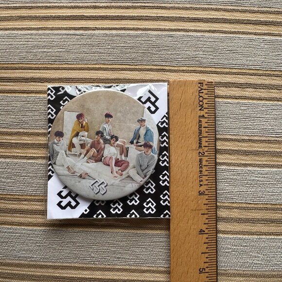 Kpop BTOB Fashion Pin - Picture 2 of 2